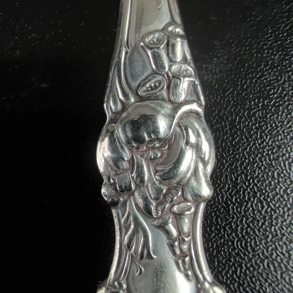 1835 R Wallace Silver Plate Sugar Shell Spoon  Floral Scalloped Monogram